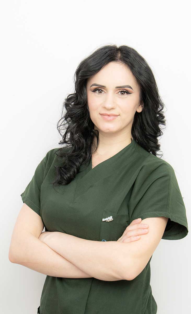 Enisa Hoxha - Assistente dentista